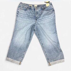 STRAIGHT LEG JEANS
UNIVERSAL THREAD • 
• Size 24 • Brand new